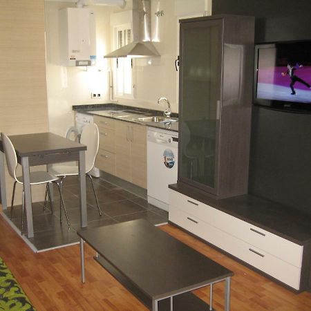Calfred Iglesia Santa Teresita Apartment Logrono Luaran gambar